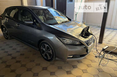 Хетчбек Nissan Leaf 2019 в Одесі