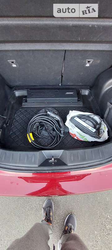 Хетчбек Nissan Leaf 2018 в Києві