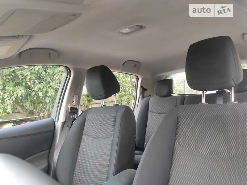 Хэтчбек Nissan Leaf 2016 в Виннице