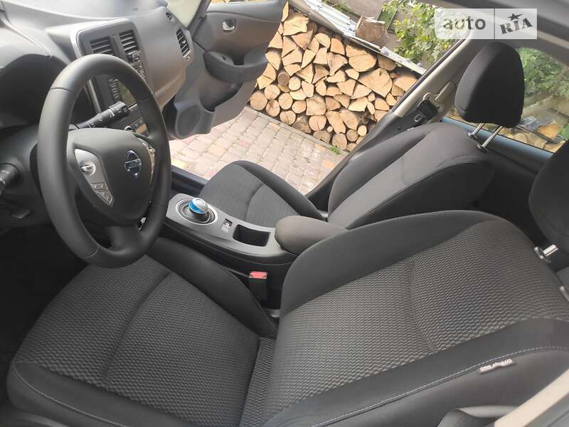 Хэтчбек Nissan Leaf 2016 в Виннице