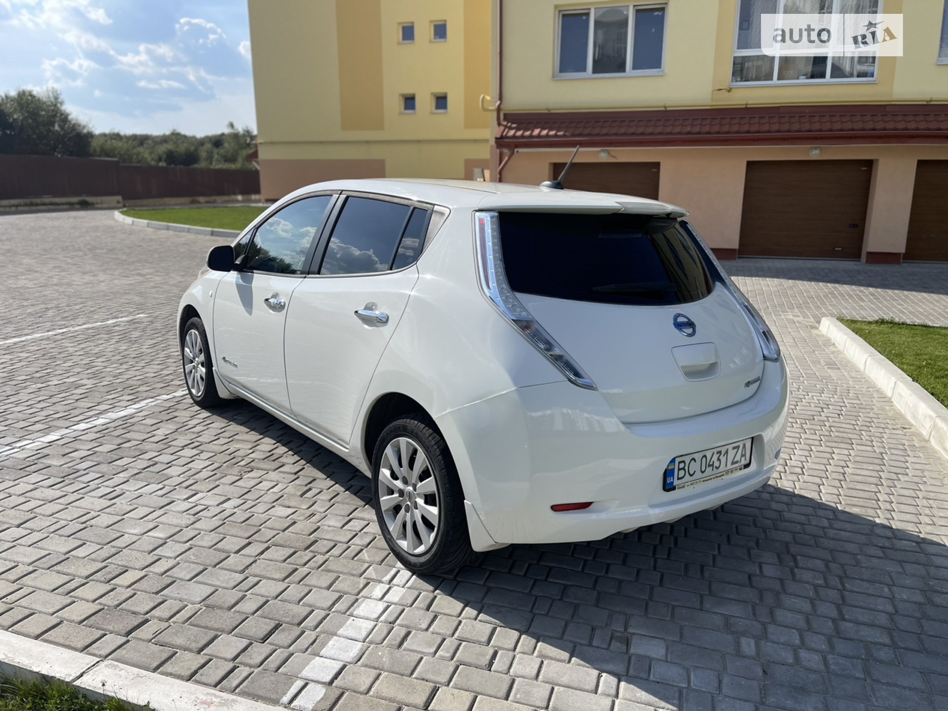2013 Nissan Leaf - мініатюра 4