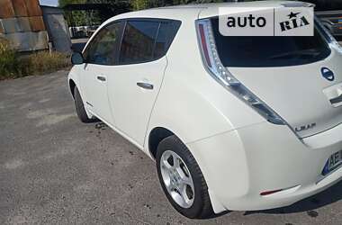 Хэтчбек Nissan Leaf 2013 в Днепре