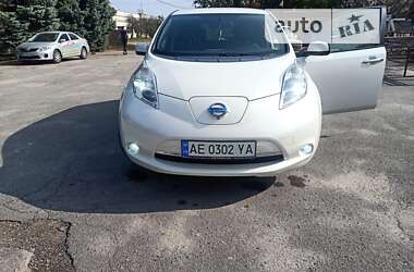 Хэтчбек Nissan Leaf 2013 в Днепре