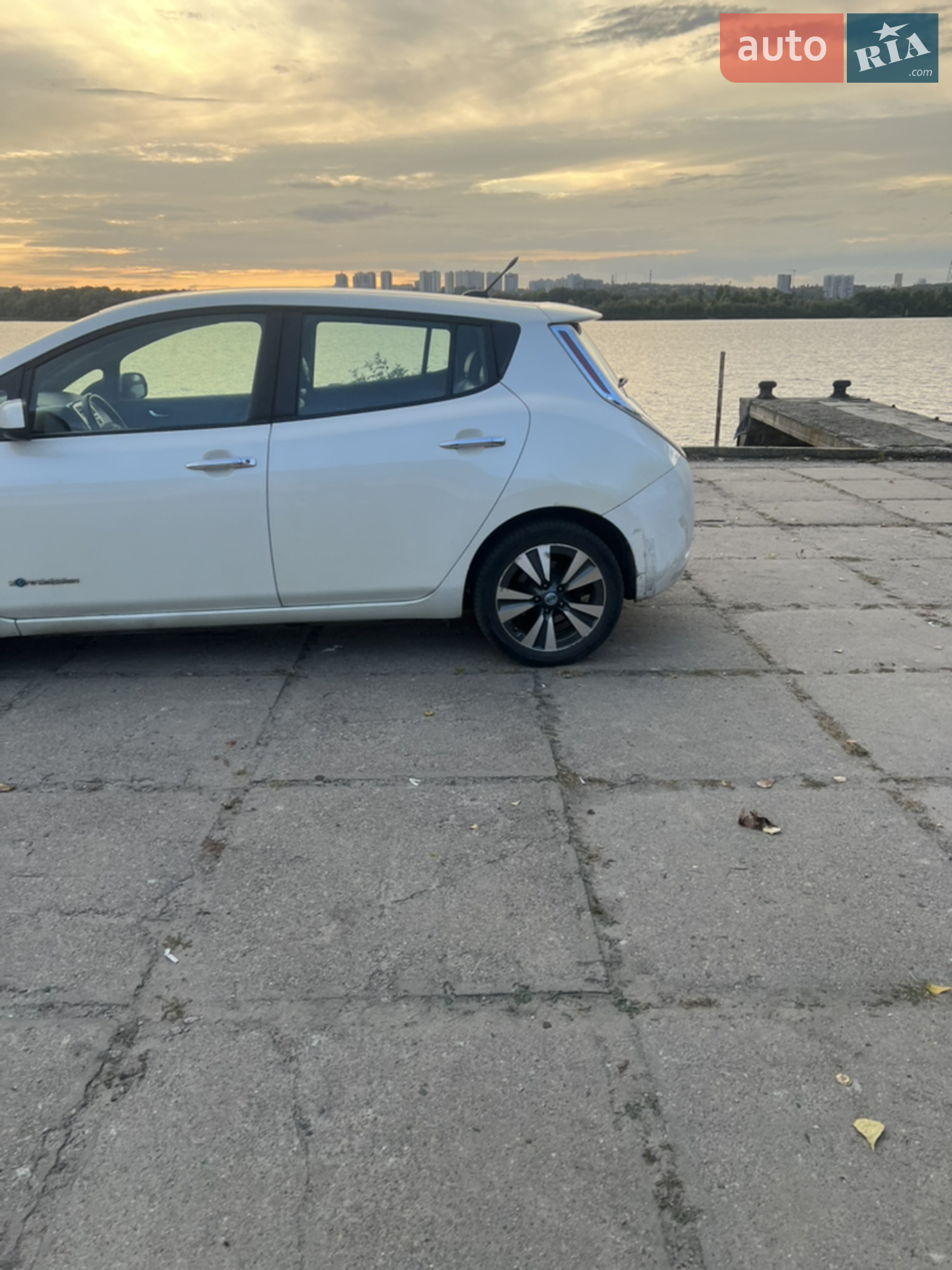 2013 Nissan Leaf - мініатюра 43
