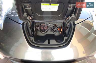 Хетчбек Nissan Leaf 2014 в Тернополі