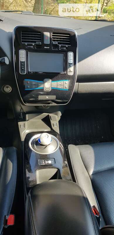 Хетчбек Nissan Leaf 2015 в Тернополі фото 4 Хетчбек Nissan Leaf 2015 в Тернополі