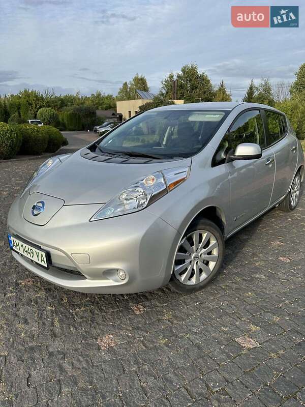 Хетчбек Nissan Leaf 2016 в Житомирі