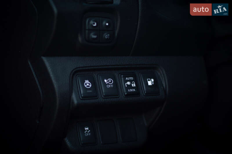 Хэтчбек Nissan Leaf 2016 в Тернополе