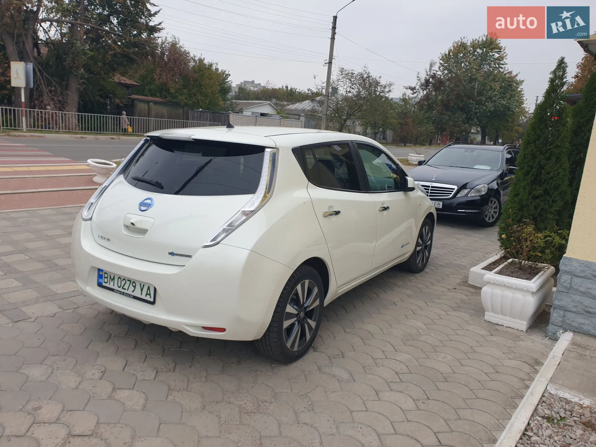 2017 Nissan Leaf - мініатюра 10