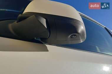 Хэтчбек Nissan Leaf 2017 в 