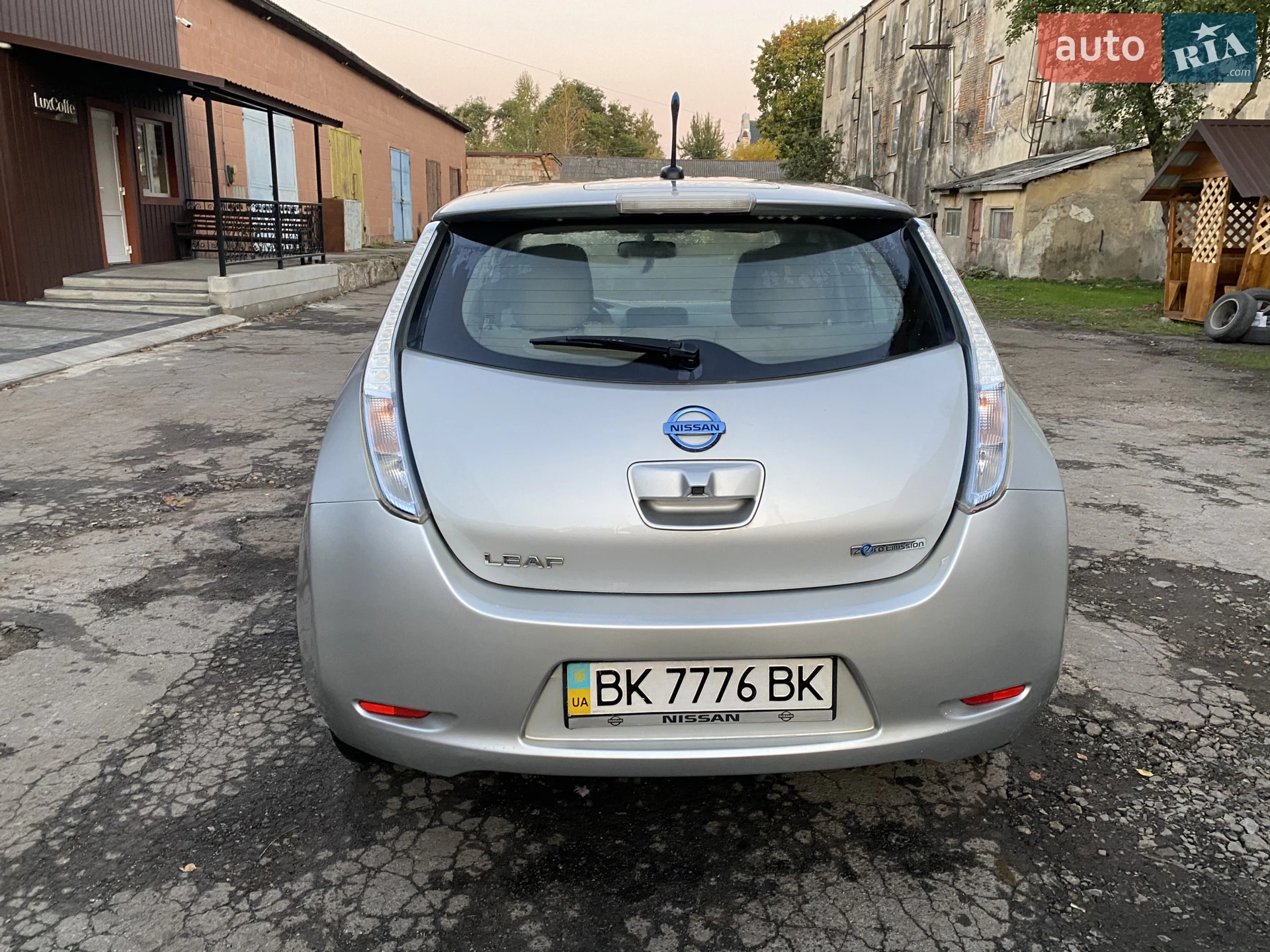 2011 Nissan Leaf - мініатюра 10