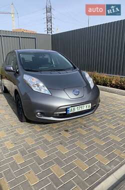 Хетчбек Nissan Leaf 2015 в Вінниці