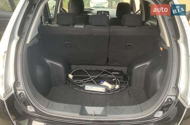 Хетчбек Nissan Leaf 2014 в Рівному