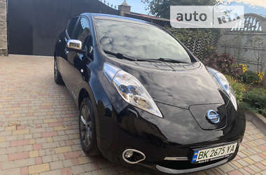 Хетчбек Nissan Leaf 2014 в Рівному