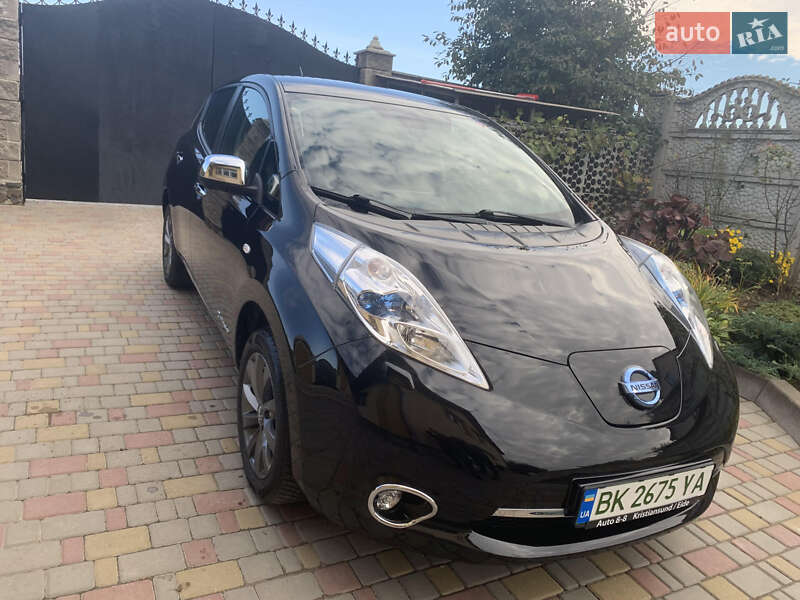 Nissan Leaf 2014