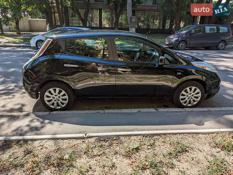 Хетчбек Nissan Leaf 2015 в Одесі фото 17 Хетчбек Nissan Leaf 2015 в Одесі