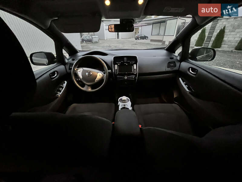 Хетчбек Nissan Leaf 2016 в Костопілі