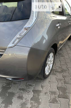 Хэтчбек Nissan Leaf 2013 в Тернополе