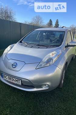 Хэтчбек Nissan Leaf 2013 в Львове