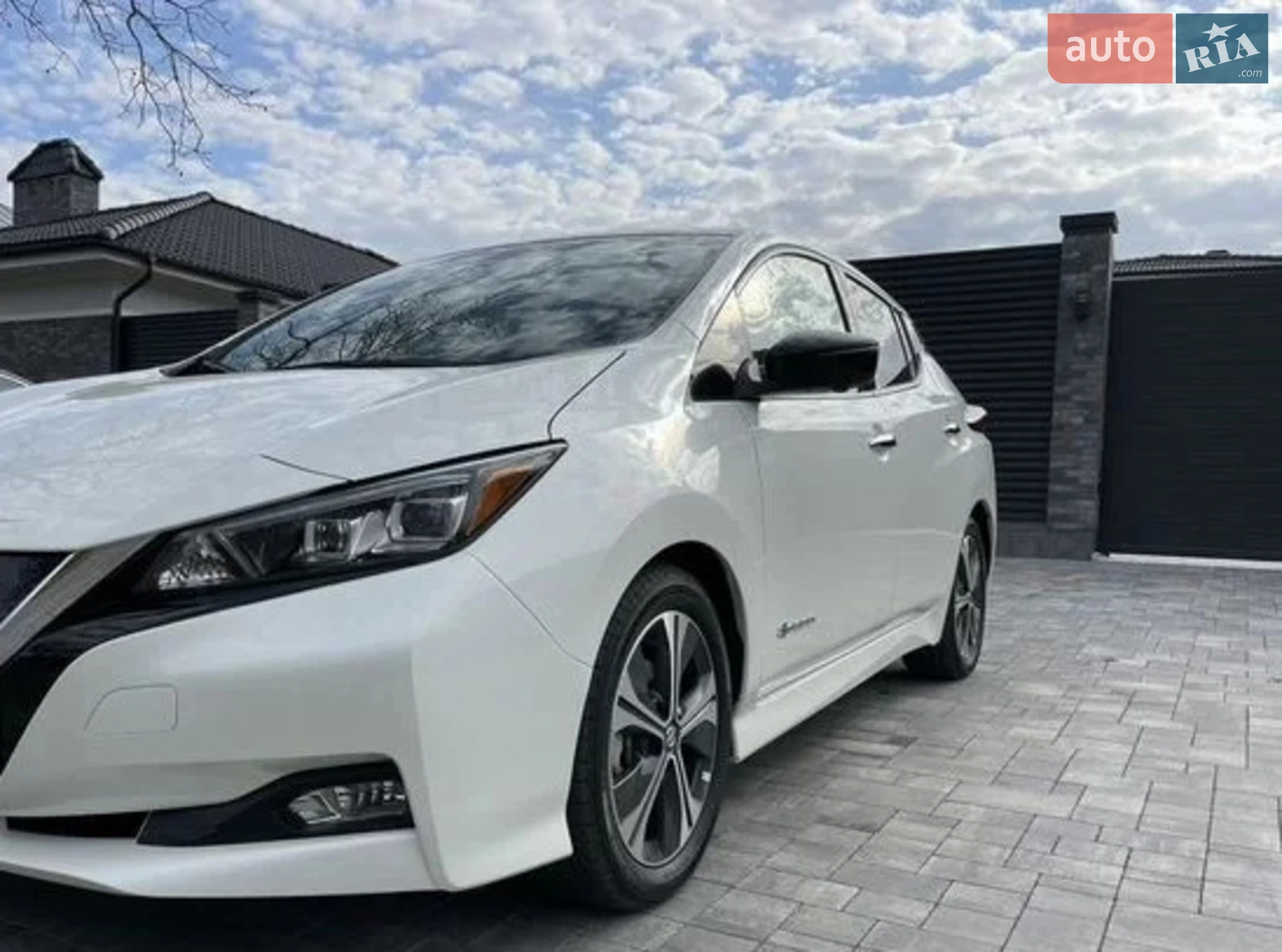 2019 Nissan Leaf - мініатюра 2