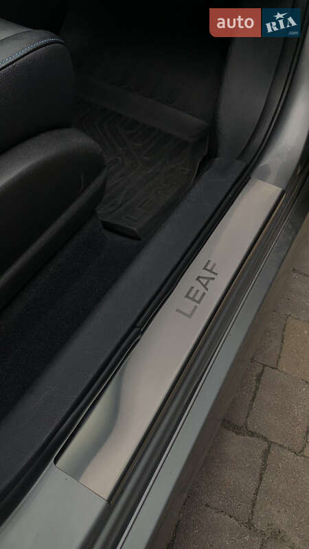 Хэтчбек Nissan Leaf 2018 в Ровно