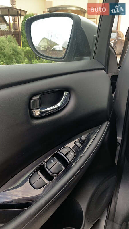 Хэтчбек Nissan Leaf 2018 в Ровно