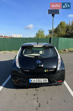 Хетчбек Nissan Leaf 2011 в Києві