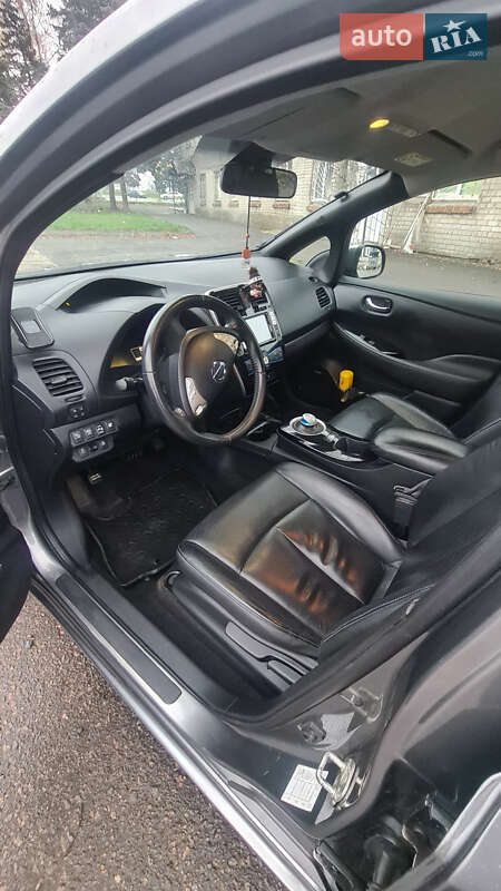 Хэтчбек Nissan Leaf 2013 в Днепре фото 2 Хэтчбек Nissan Leaf 2013 в Днепре