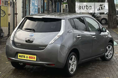 Хэтчбек Nissan Leaf 2014 в Николаеве