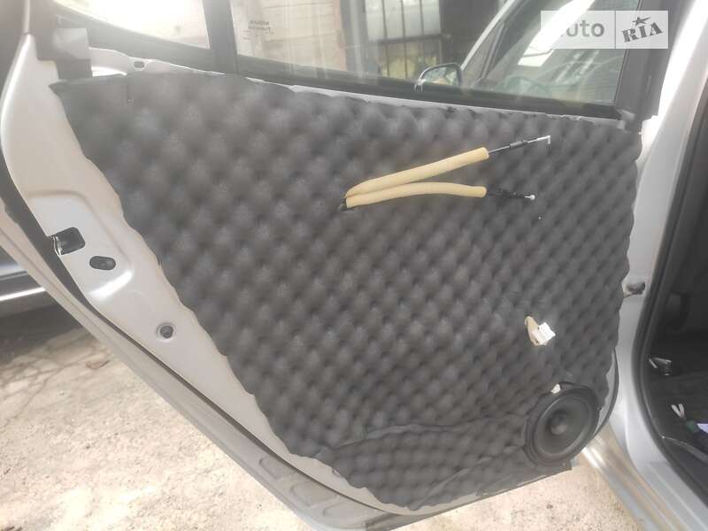 Хэтчбек Nissan Leaf 2016 в Виннице