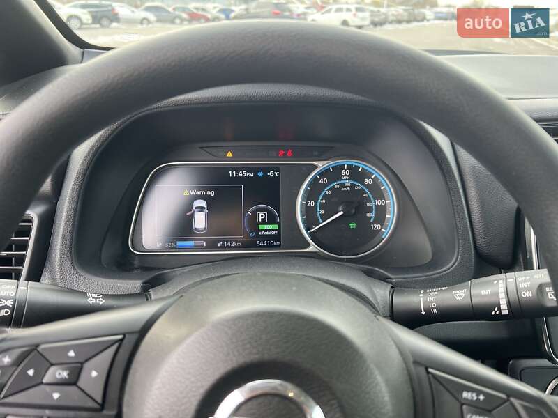 Хетчбек Nissan Leaf 2019 в Дніпрі