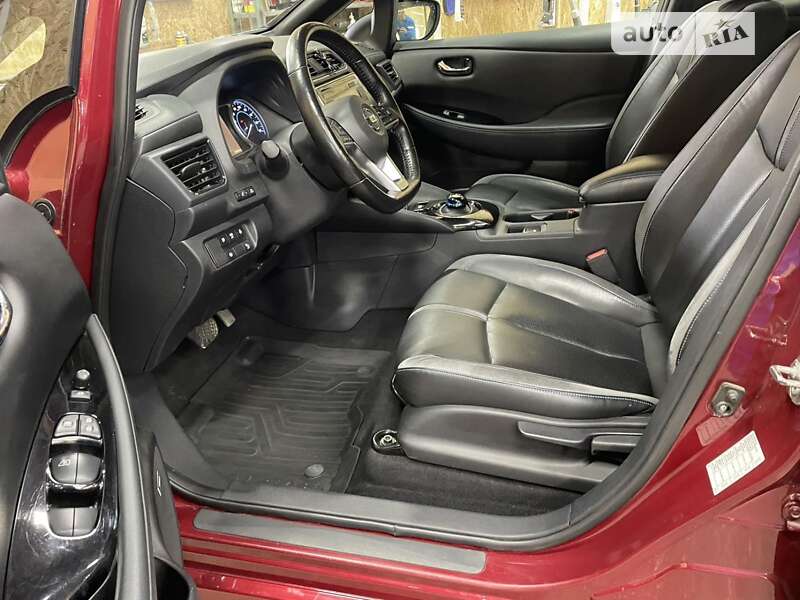 Хэтчбек Nissan Leaf 2018 в Белой Церкви