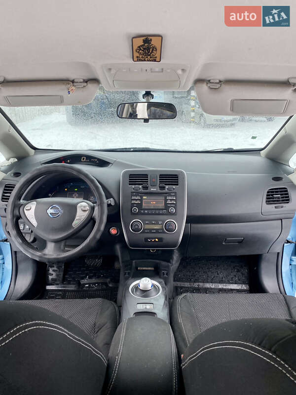 Хетчбек Nissan Leaf 2015 в Семенівці