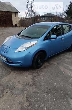 Хэтчбек Nissan Leaf 2014 в Шаргороде