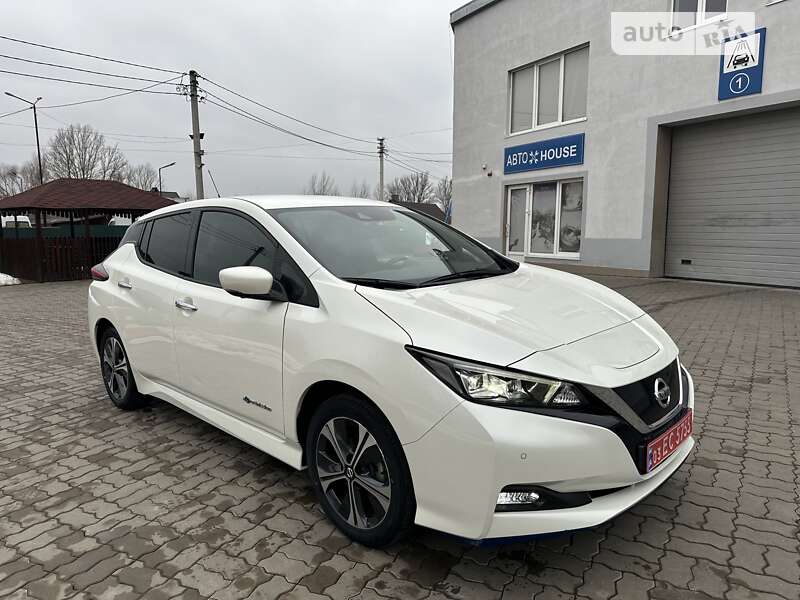 Хетчбек Nissan Leaf 2020 в Нововолинську