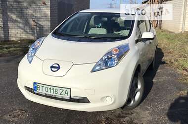 Хэтчбек Nissan Leaf 2014 в Херсоне