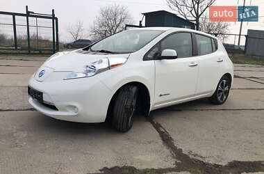 Хэтчбек Nissan Leaf 2016 в Ужгороде