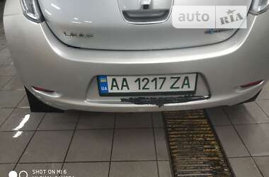 Хэтчбек Nissan Leaf 2014 в Киеве