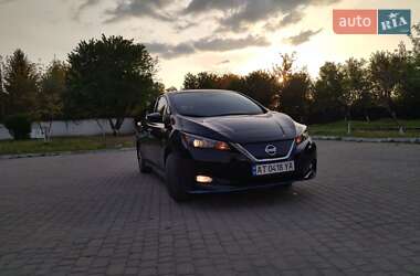 Хэтчбек Nissan Leaf 2020 в 