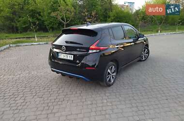 Хэтчбек Nissan Leaf 2020 в 