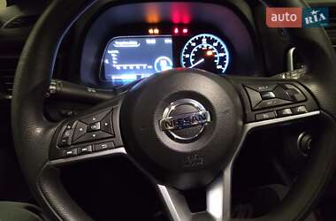 Хэтчбек Nissan Leaf 2020 в 