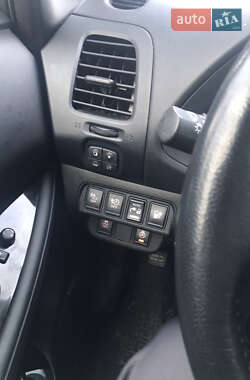 Хэтчбек Nissan Leaf 2014 в Березане