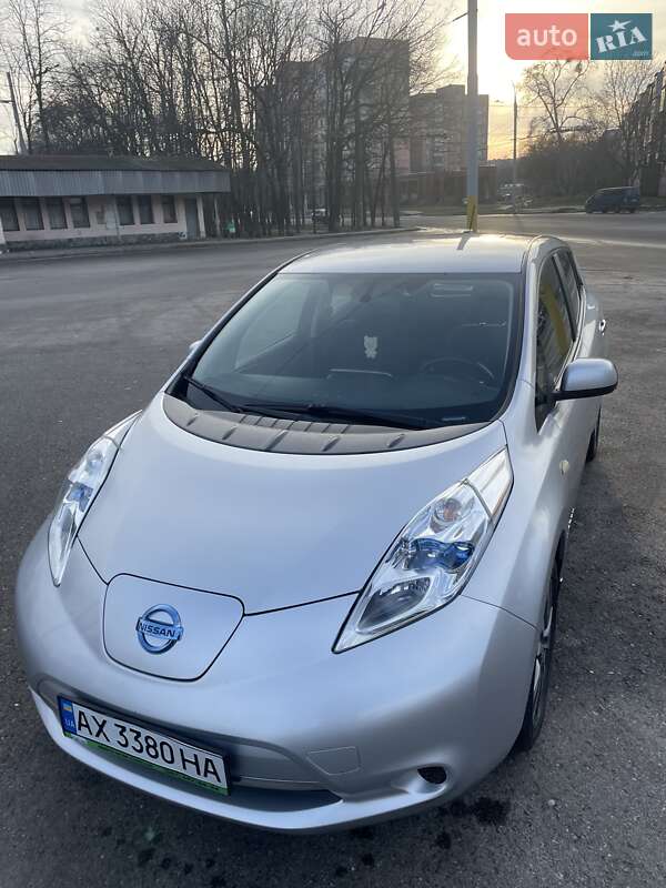 Nissan Leaf 2014