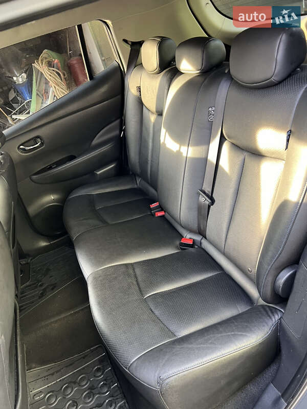 Хэтчбек Nissan Leaf 2013 в Житомире