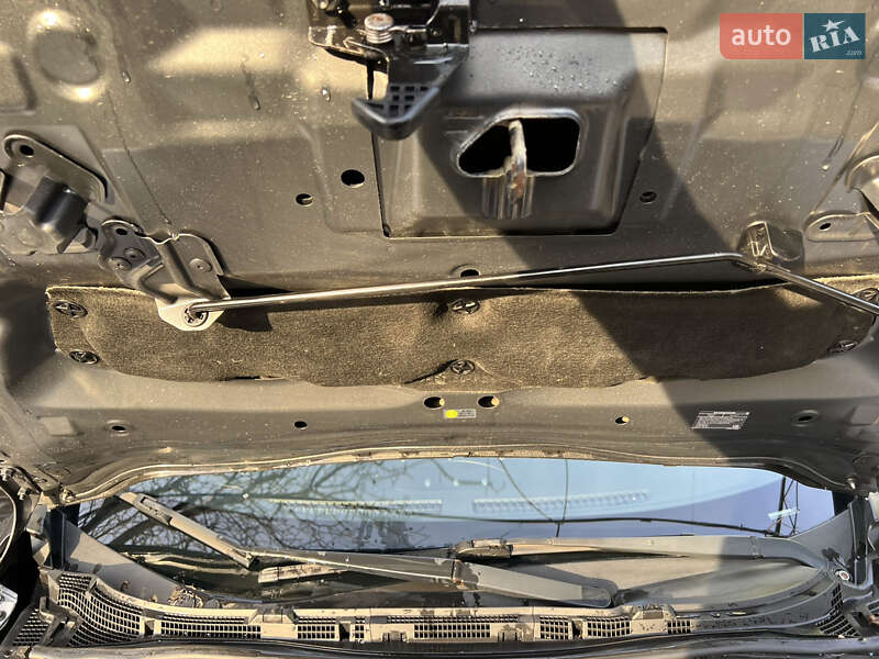 Хэтчбек Nissan Leaf 2013 в Житомире