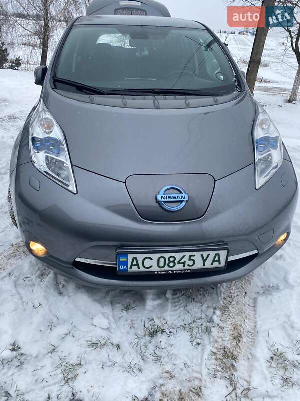 Хэтчбек Nissan Leaf 2014 в Локачах