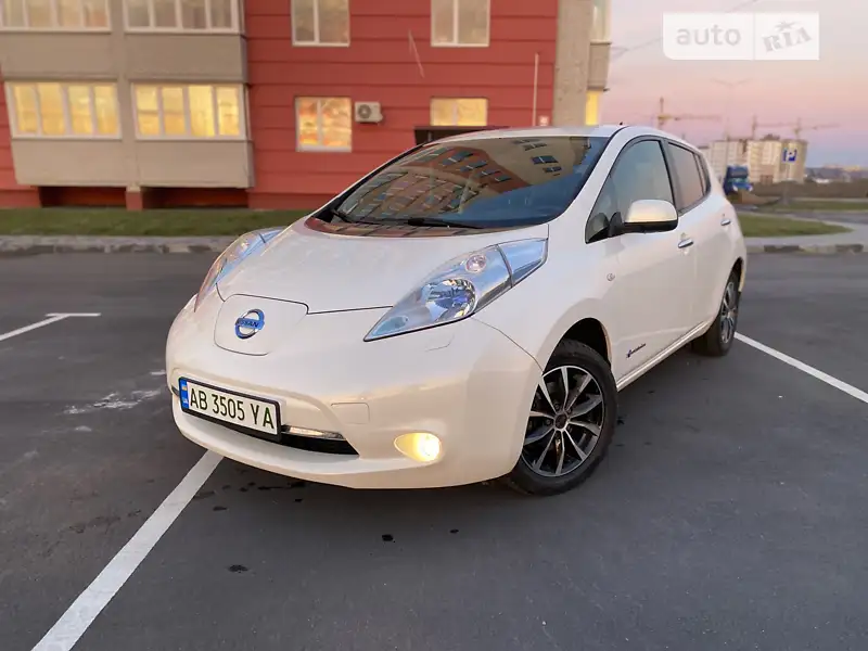 Nissan Leaf 2013 VIN SJNFAAZE0U6000144 фото оголошення 14 з 48