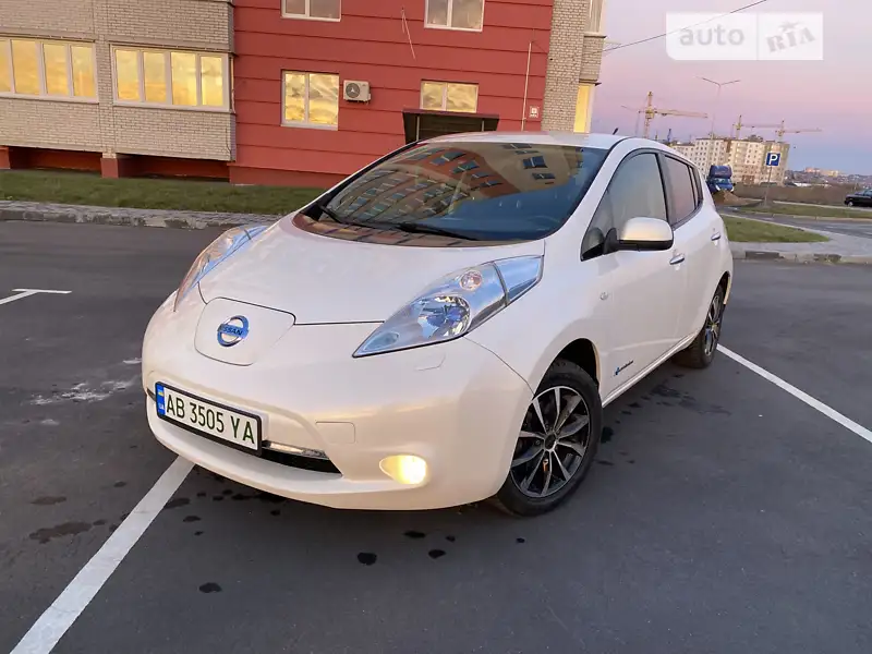 Nissan Leaf 2013 VIN SJNFAAZE0U6000144 фото оголошення 15 з 48
