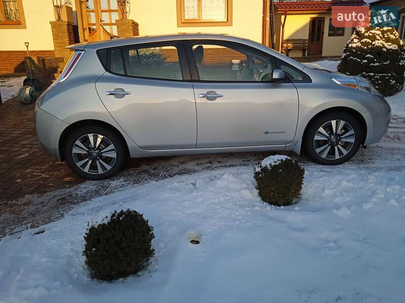 Nissan Leaf 2016