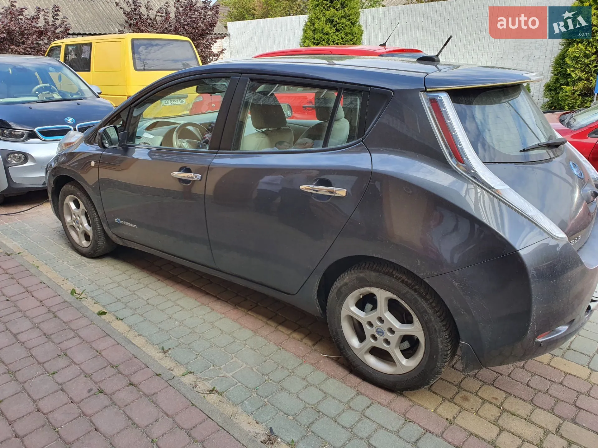 2013 Nissan Leaf - мініатюра 2